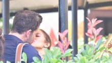 Uhvaćeni u trenutku: Jennifer Lopez i Ben Affleck zaljubljeni su kao nikada do sad, a to dokazuju i ove fotografije