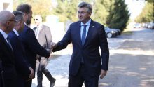 Plenković prvo branio Milanovića, a zatim se osvrnuo na Penavu: 'On je bivši HDZ-ovac, neka HDZ-ovaca'