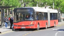 U Zemunu autobus javnog prijevoza sletio u obližnji park, navodno ima ozlijeđenih