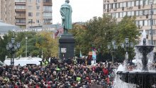 [FOTO] Stotine Rusa prosvjeduje u središtu Moskve: 'Vratite izbore'