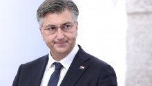 [VIDEO] Plenković ne strahuje od sankcija EU-a zbog nasilja nad migrantima, a o situaciji u Zagrebu kaže: Katastrofa! Filipović je space shuttle za sve njih