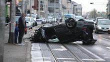 Protiv vozača koji je jurio po Dubravi i skršio parkirane automobile podignuta optužnica. Poznato i koliko je štetu napravio