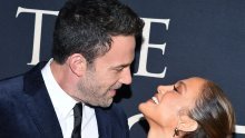 Jennifer Lopez i Ben Affleck ne kriju zaljubljenost, a pali su i poljupci i crvenom tepihu