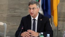 Plenković o Milanovićevim sumnjama oko Fimi medije: 'Možda on ima dodatne informacije za koje ja ne znam'; čestitao i 'Jelšaninu' Dobroniću