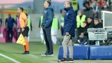 [VIDEO/FOTO] Trener Rijeke razočaran ishodom derbija: Dinamo nam iz igre nije zadavao nikakvih problema, ali ta dva 11-erca... Damir Krznar: Petković se žali da ne čuje na jedno uho