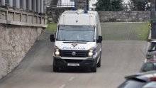 Policija u Puli i Medulinu zaustavila dvojicu neodgovornih vozača, jedan je bio pijan, a drugi s paketom marihuane