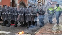 [FOTO] Rastu cijene goriva: Tisuće Ekvadoraca na ulicama u sukobu s policijom