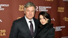 Alec Baldwin javno poručio supruzi da mu je ona dala razlog za živjeti nakon tragedije na filmskom setu