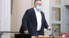 HSS-ov zastupnik: Ne želim se cijepiti. Ako treba, potpisat ću i da ne želim na respirator