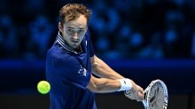 Rus Medvedev do polufinala bez poraza; ovo mu je već osma uzastopna pobjeda na ATP Finalu