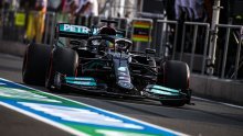 Lewis Hamilton briljantan u kvalifikacijama; na startu utrke će mu za vratom puhati najveći konkurent u ukupnom poretku Max Verstappen