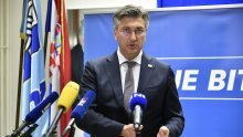 [FOTO] Plenković: U Hrvatskoj neće biti obaveznog cijepljenja. Ručak s Macronom? Neka Milanović objasni zašto ga je odbio