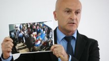 'Ližu oltare, a meni onda prijete smrću'