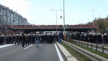 [FOTO] Eko ustanak u Srbiji: Tisuće ljudi blokirale prometnice širom zemlje zbog rudnika litija