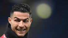 Ronaldo izgubio živce i brutalno je spustio poznatom uredniku, a razlog je njegov komentar o Messiju i nagradama: On laže, to je neprihvatljivo!