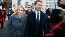 [VIDEO] Sebastian Kurz potvrdio odlazak iz politike: 'Nisam ni svetac ni zločinac, ja sam samo čovjek. Sad idem po bebu u bolnicu'