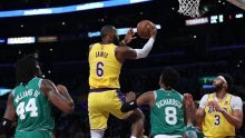 LeBron James u NBA klasiku dvije najveće momčadi u povijesti pokazao dominaciju kao u najboljim danima; ovakve Lakerse navijači žele