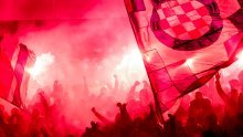 Torcida upalila 19 baklji više od BBB-ovaca, pa je Hajduku i izrečena veća kazna nego Dinamu; o Livaji i Subašiću zasad ni riječi....