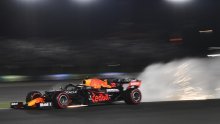 'Nabrijani' Max Verstappen najbrži na prvom treningu uoči odlučujuće utrke u kojoj će se odlučivati o tituli svjetskog prvaka Formule 1