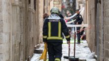 Tijekom polnoćke nedaleko mostarske katedrale dvije žene smrtno stradale u požaru