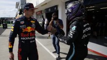 Max Verstappen napokon otkrio što mu je sve nakon utrke rekao Lewis Hamilton te jesu li mu iz Mercedesa čestitali na naslovu prvaka