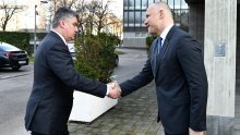 Milanović posjetio SOA-u, uručio odlikovanja za 'časnu i uzornu službu'