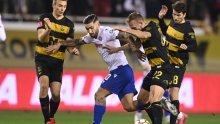 [VIDEO/FOTO] Hajduk i Osijek derbi na Poljudu završili bez golova; Nenad Bjelica isključen, Lovre Kalinić skinuo penal...