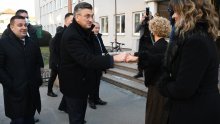 Plenković komentirao odluku Ustavnog suda, upozorio i na 'simbiozu jednog antimaskera i jednog antivaksera'