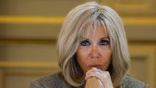 Je li anonimni poziv potvrdio davna šuškanja s kojima se Brigitte Macron morala suočiti?