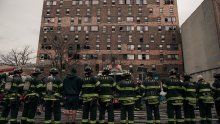 [FOTO] Veliki požar u New Yorku, poginulo 19 ljudi, među njima devetero djece. 13 osoba u kritičnom stanju