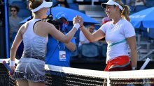 Donna Vekić kratko je trajala na Australian Openu, uzela je tek četiri gema; nakon nje oprostila se i Petra Martić