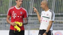 Zagonetni Guardiola: Mandžukić može biti i branič...