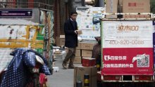 Kina ne isključuje mogućnost da covid može doći poštom, tvrde da im je omikron stigao u paketu iz Kanade