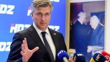 [FOTO] Plenković: Sve se atribuira HDZ-u. Prije smo imali napade na osobe, a sad imamo na institucije u salama varijanti