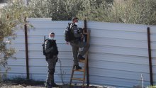 Izraelska policija istjerala palestinsku obitelj u četvrti Istočnog Jeruzalema