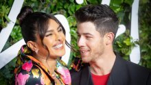 Radosnu vijest ljubomorno su krili sve do samog kraja: Priyanka Chopra i Nick Jonas postali su roditelji uz pomoć surogat majke