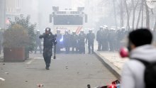 [FOTO/VIDEO] Tisuće na ulicama Bruxellesa protiv covid mjera, došlo i do žestokog sukoba s policijom