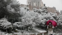 [FOTO] Snijeg zabijelio velik dio Grčke, čak je pao i na otoku Kreti na jugu