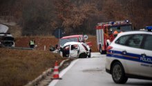 [FOTO] Jedan mladić poginuo, a šest osoba ozlijeđeno prometnoj nesreći u Istri