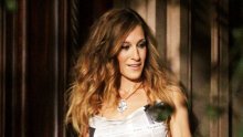 I samo tako, svi je žele: Legendarnu haljinu kakvu je nosila Carrie Bradshaw sada je ponudila i Zara, a cijena joj je i više nego pristupačna