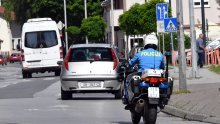 Nesreća u centru Zagreba: Motorom naletio na ženu na biciklu i pobjegao