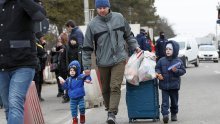 Iz Ukrajine pobjeglo pola milijuna izbjeglica i poginulo preko sto civila