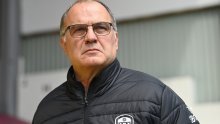 Vratio ih je u Premiership, ali treneru kojem su se klanjali uručili su otkaz; nije preživio težak poraz od engleskog velikana