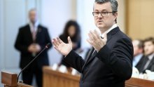 Poslodavci i komore daju podršku Oreškovićevoj vladi