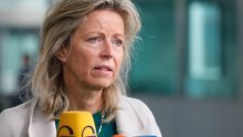 Ollongren: 'NATO će nastaviti Ukrajini slati oružje za obranu'