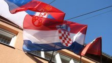 Prosvjed pred kućom srpskog povratnika zbog dražbe