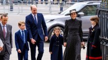 Kate i princ William preselit će se kako bi bili bliže kraljici, čak traže i škole u tom području