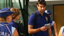 Pravi li se Ćorluka Englez zbog Franke Batelić?