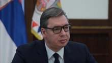 Vučić: Ukrajina i zemlja iz EU šire lažne dojave o bombama u srbijanskim avionima