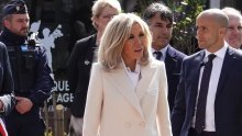 Vrhunska poslovna elegancija Brigitte Macron: Modni minimalizam kojim nikad ne možete pogriješiti